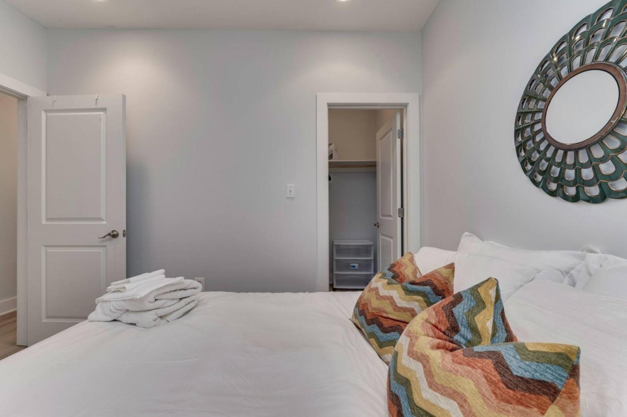 ワシントンLuxe 2Bd2Ba Townhouse In Hip Area - Near Metroアパートメント エクステリア 写真